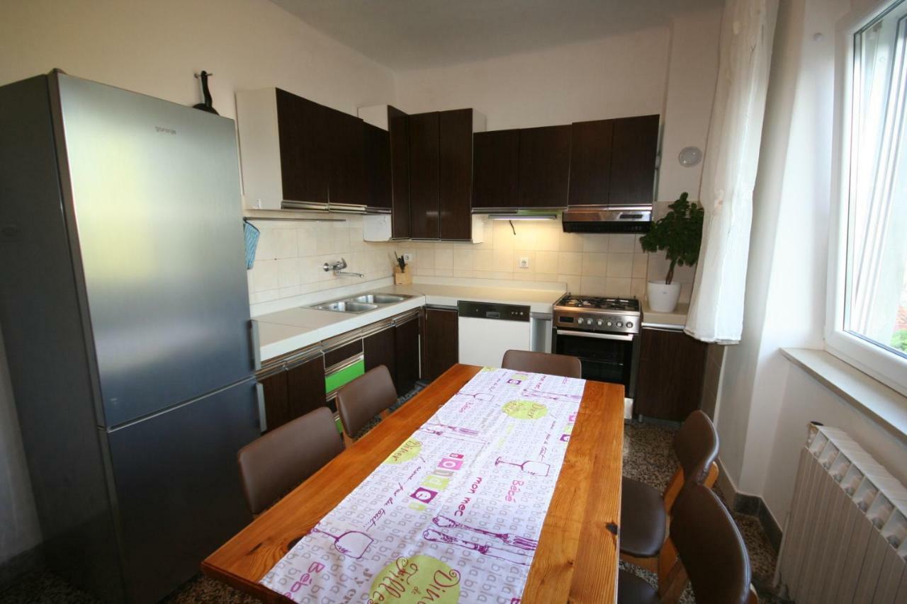 Apartment Elena *